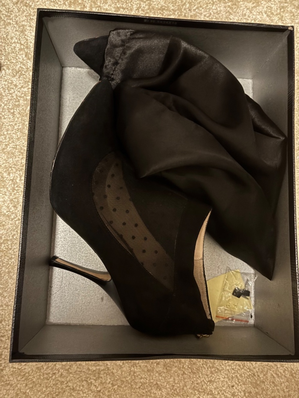 Shoes - Picture 2 of 7